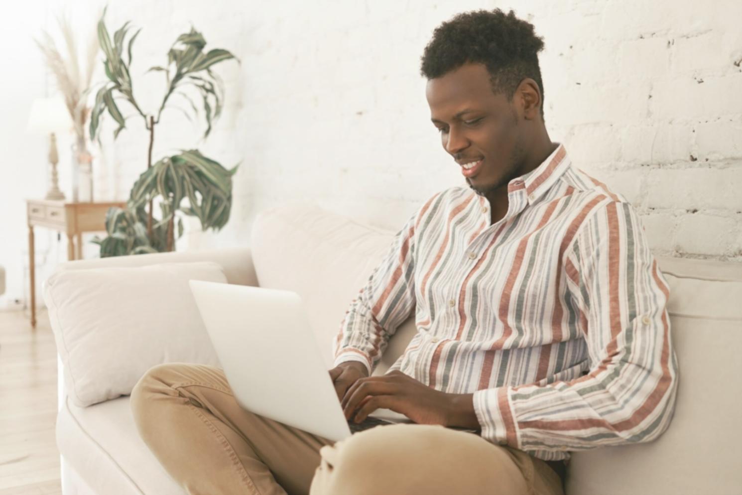 Consultation personnalisée pour la gestion budgétaire - séance de travail avec documents financiers